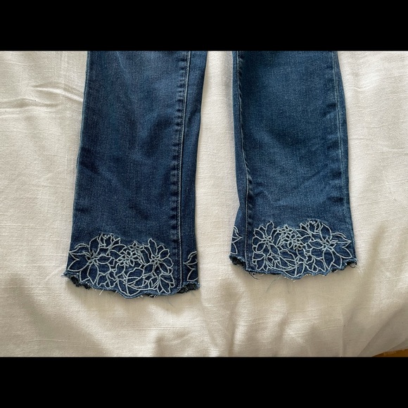 Ann Taylor Ankle Jeans with floral detail - Picture 2 of 4